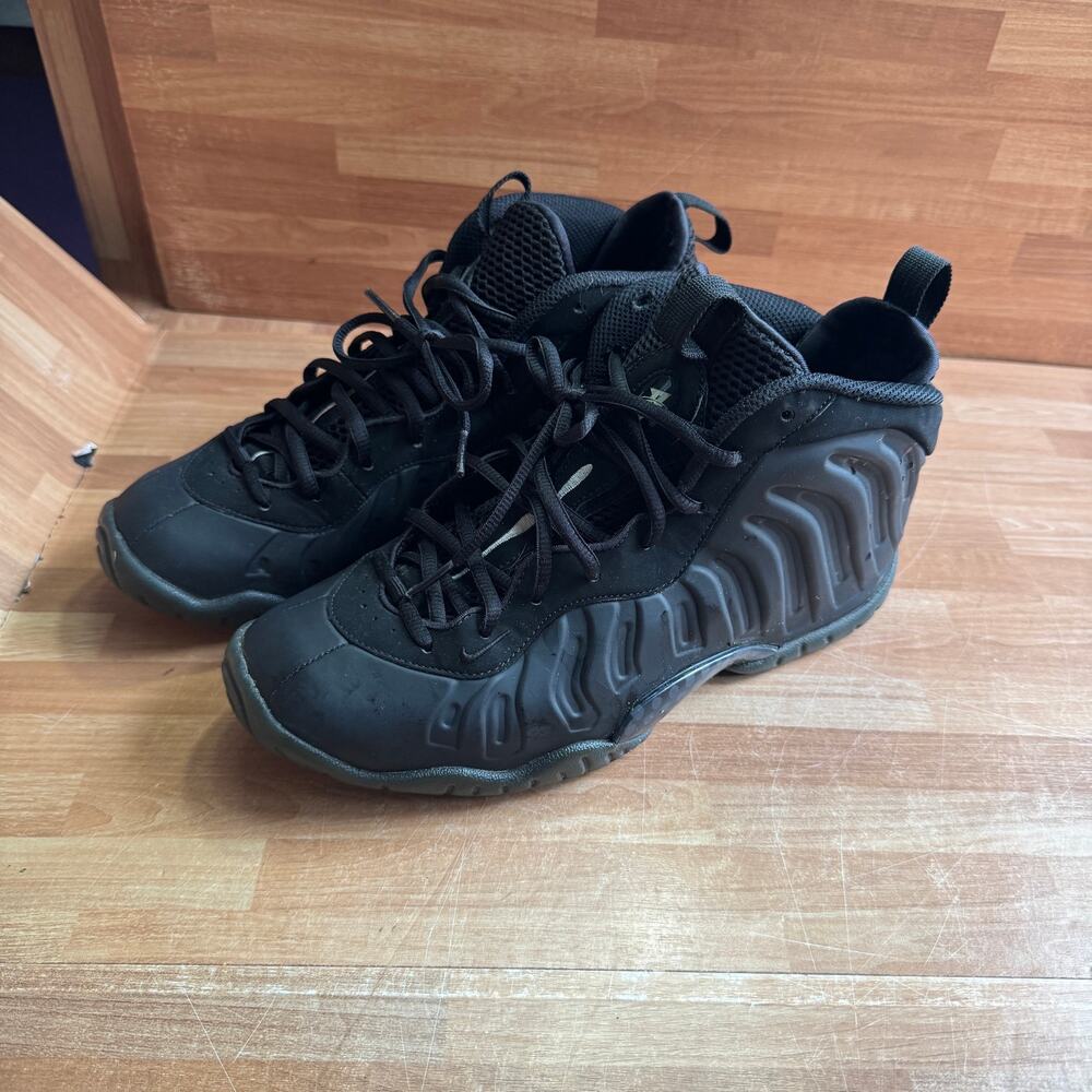 Nike Air Foamposite One "Anthracite" sneakers, size 7y
